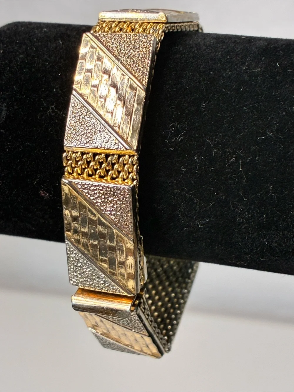 VTG Gold and Silver Tone Textured Link Bracelet SMALL  - Women Jewelry